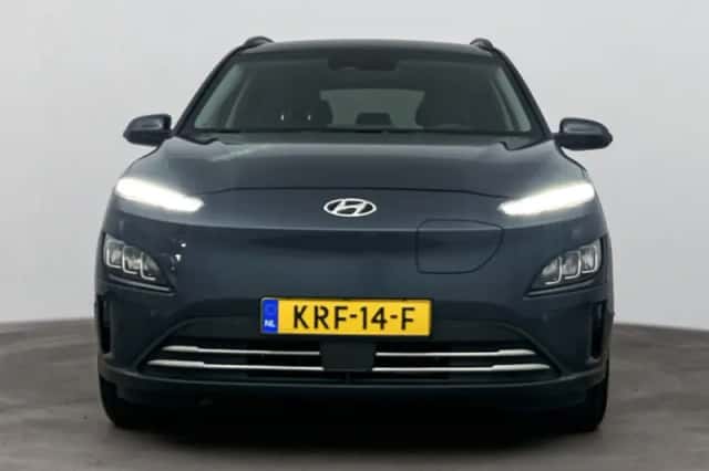 Hyundai Kona (2022) thumbnail 5