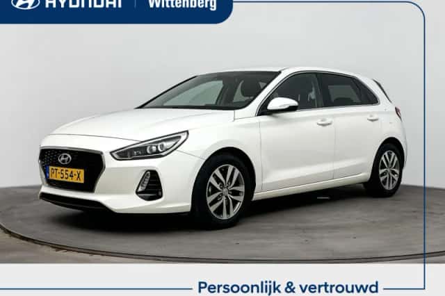 Hyundai i30 (2018) thumbnail 1