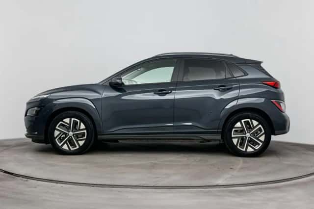 Hyundai Kona (2023) thumbnail 3