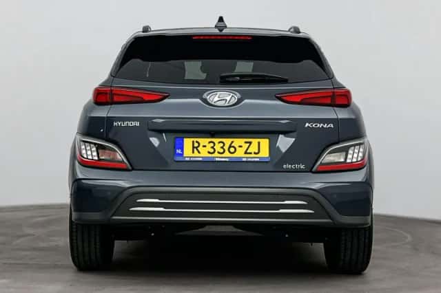 Hyundai Kona (2023) thumbnail 6