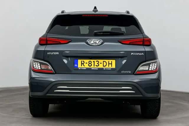 Hyundai Kona (2022) thumbnail 6