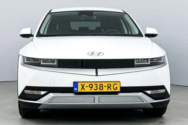 Hyundai Ioniq 5 (2024) thumbnail 5