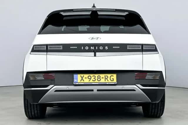 Hyundai Ioniq 5 (2024) thumbnail 6