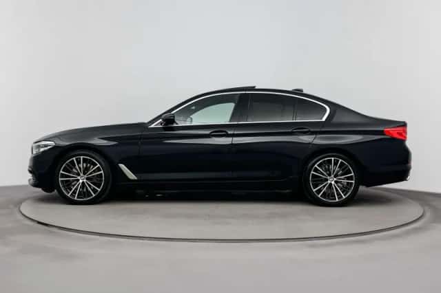 BMW 5-Serie (2018) thumbnail 3