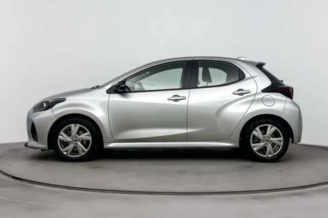 Mazda 2 Hybrid (2024) thumbnail 3