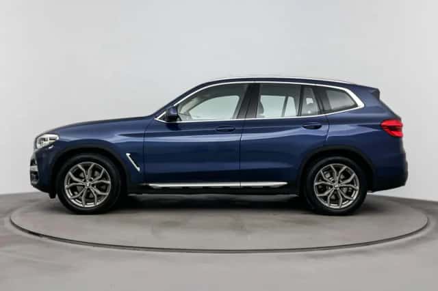 BMW X3 (2021) thumbnail 3