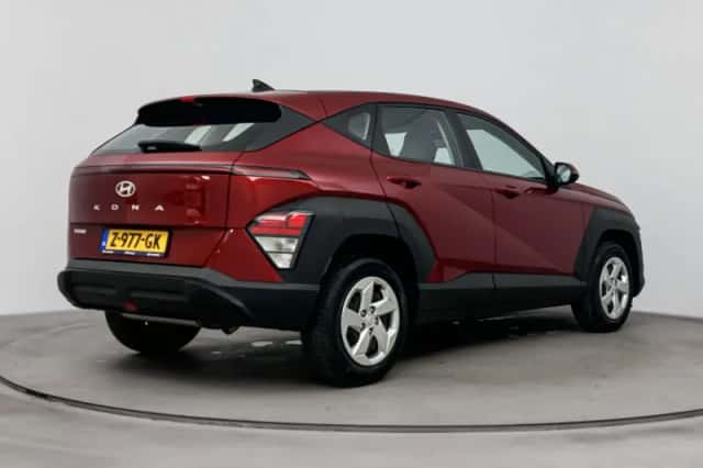 Hyundai Kona (2024) thumbnail 2