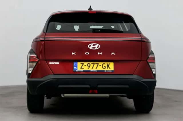 Hyundai Kona (2024) thumbnail 5