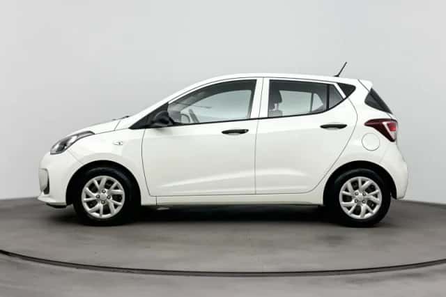 Hyundai i10 (2019) thumbnail 3