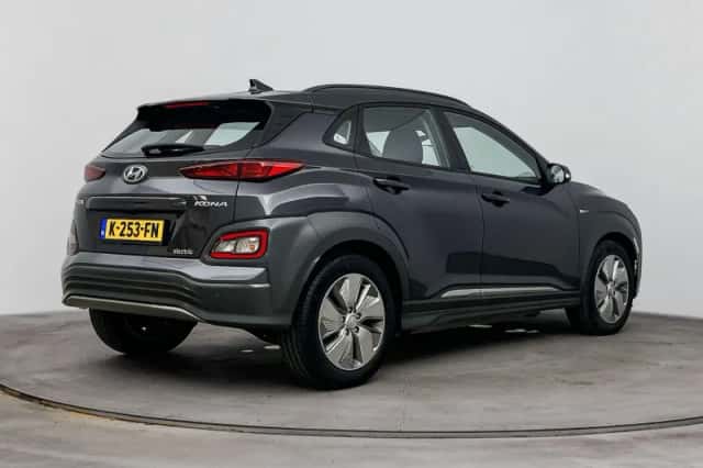 Hyundai Kona (2020) thumbnail 2