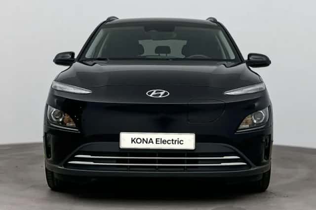 Hyundai Kona (2022) thumbnail 4
