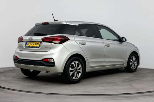 Hyundai i20 (2020) thumbnail 2