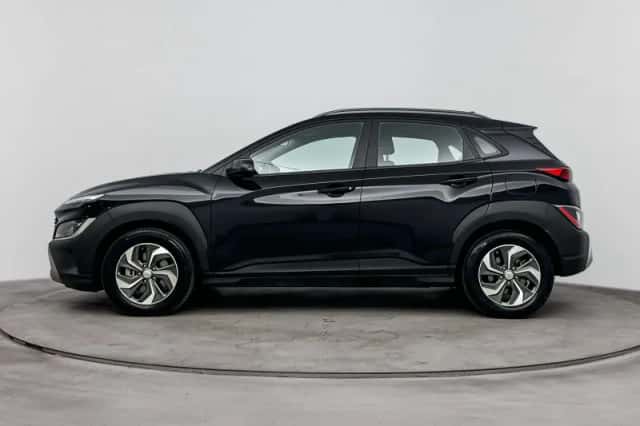 Hyundai Kona (2022) thumbnail 3