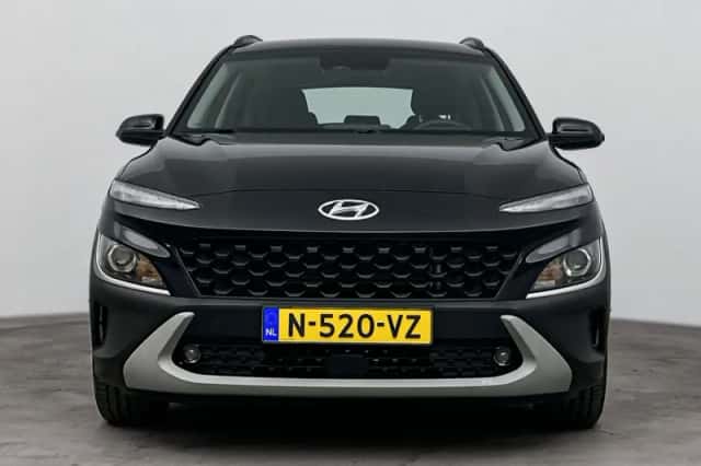 Hyundai Kona (2022) thumbnail 4