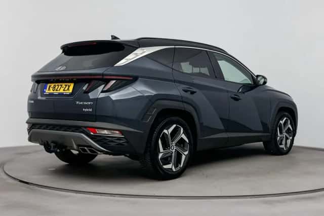 Hyundai Tucson (2021) thumbnail 2