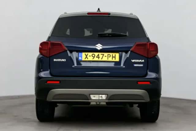 Suzuki Vitara (2024) thumbnail 5