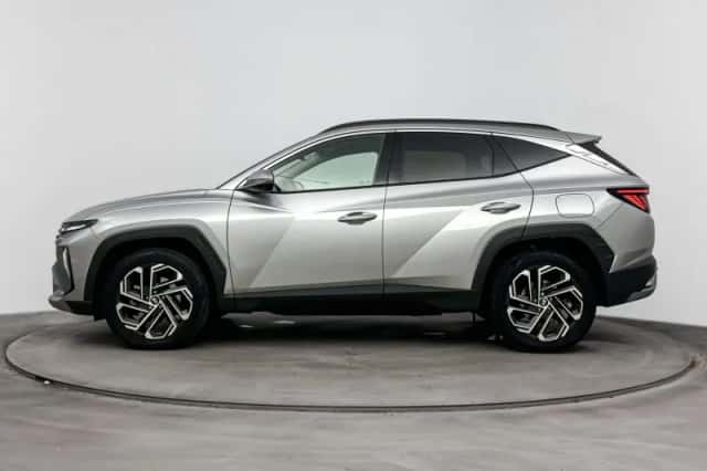 Hyundai Tucson (2025) thumbnail 3