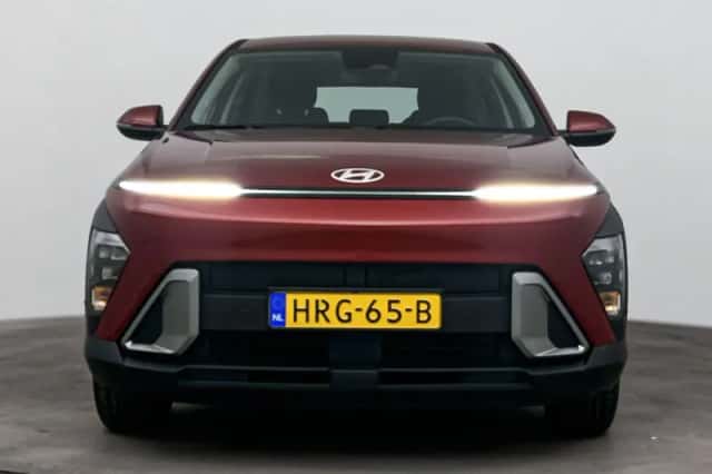 Hyundai Kona (2025) thumbnail 4