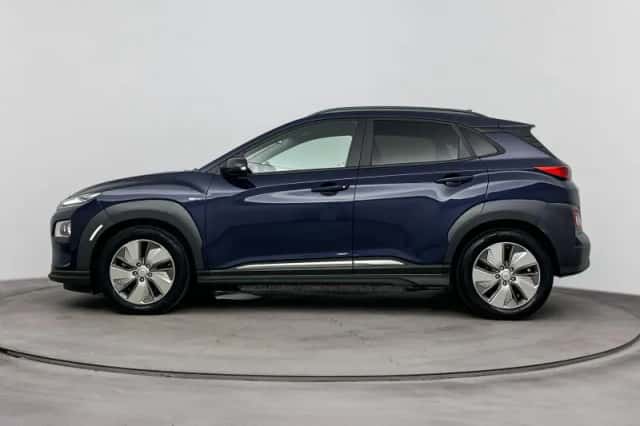 Hyundai Kona (2021) thumbnail 3