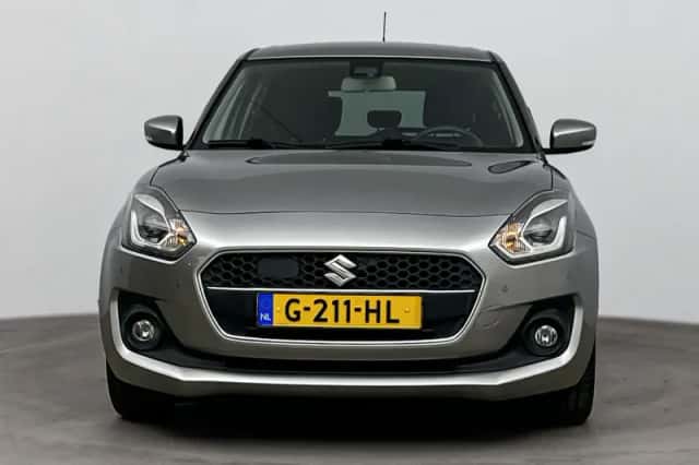 Suzuki Swift (2019) thumbnail 5
