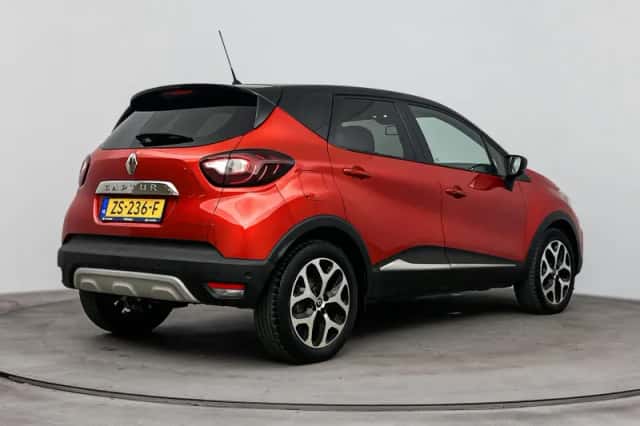 Renault Captur (2019) thumbnail 2