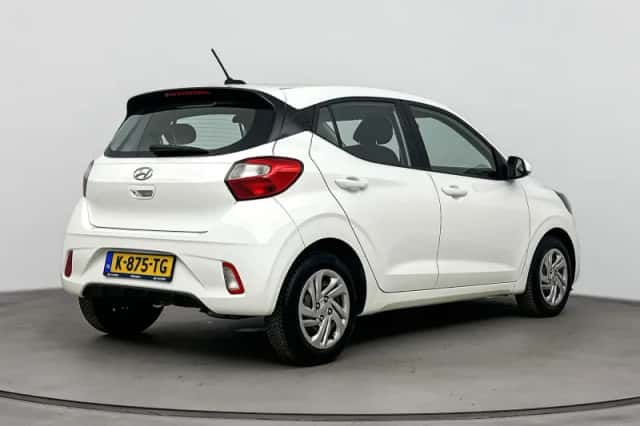 Hyundai i10 (2021) thumbnail 2