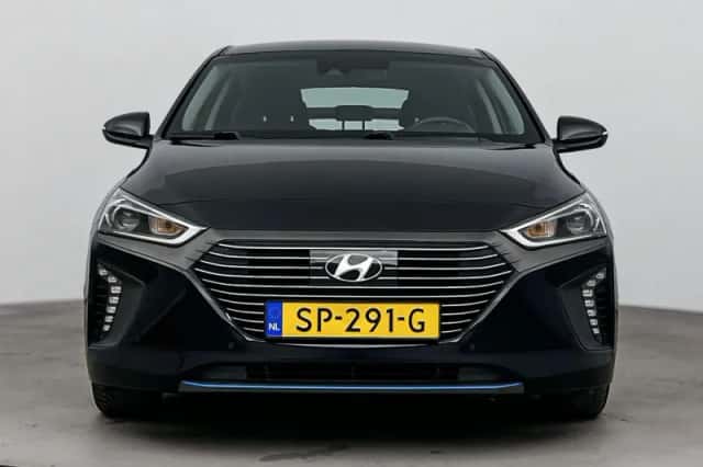 Hyundai Ioniq (2018) thumbnail 4