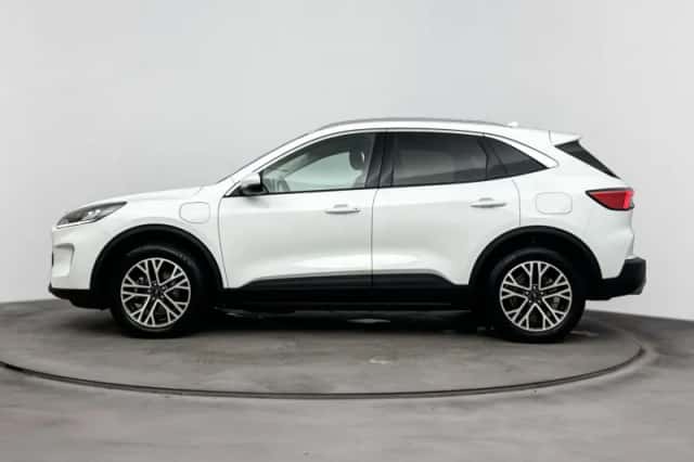 Ford Kuga (2022) thumbnail 3