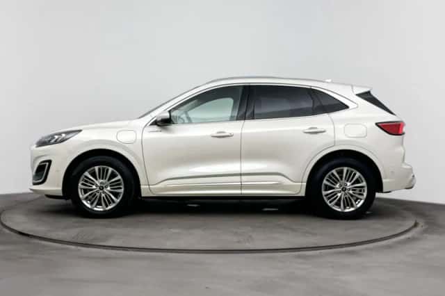 Ford Kuga (2022) thumbnail 5
