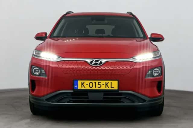 Hyundai Kona (2020) thumbnail 4