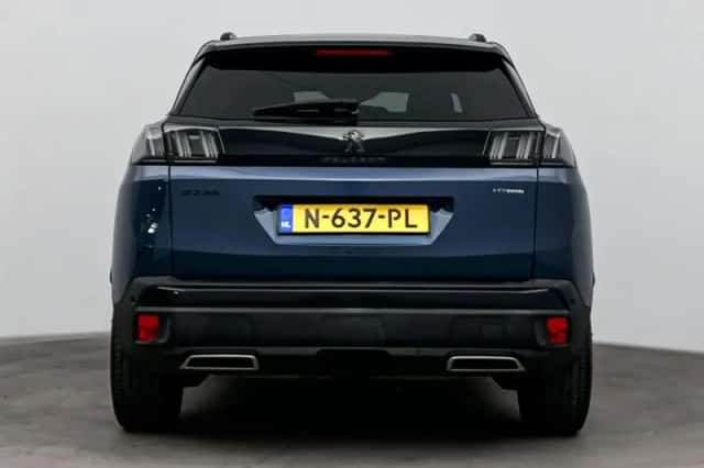 Peugeot 3008 (2021) thumbnail 6