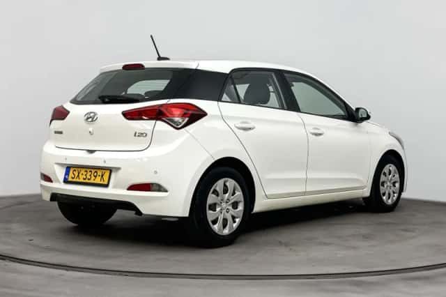 Hyundai i20 (2018) thumbnail 2