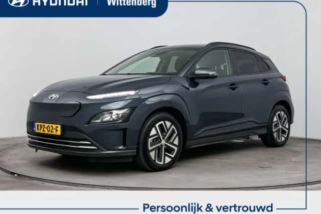 Hyundai Kona (2023) thumbnail 1
