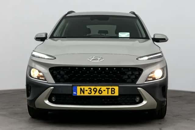 Hyundai Kona (2021) thumbnail 5