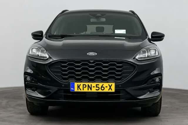 Ford Kuga (2022) thumbnail 5