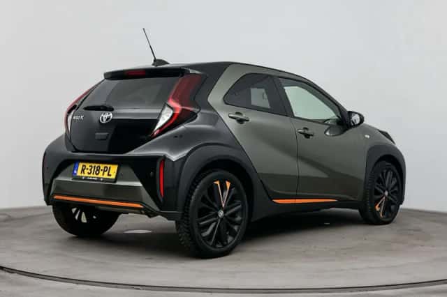 Toyota Aygo (2023) thumbnail 2
