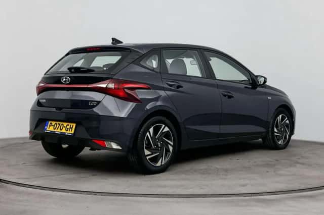 Hyundai i20 (2022) thumbnail 2