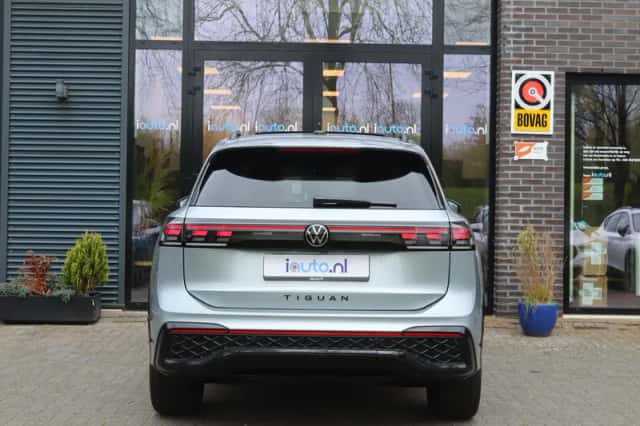 Volkswagen Tiguan (2025) thumbnail 8