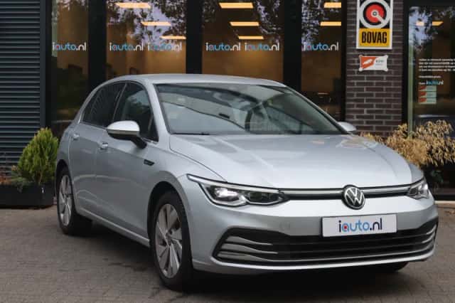Volkswagen Golf (2020) thumbnail 5