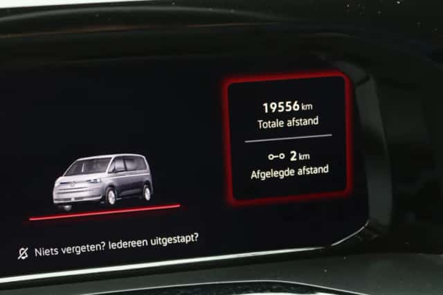 Volkswagen California (2025) thumbnail 38