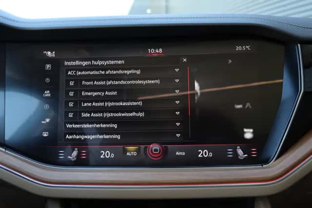 Volkswagen Touareg (2021) thumbnail 21