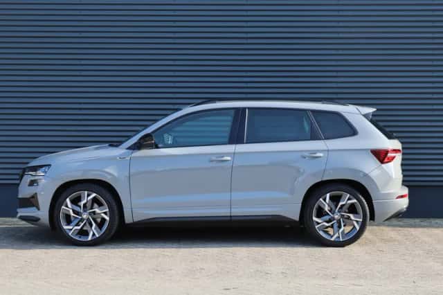 Škoda Karoq (2023) thumbnail 3