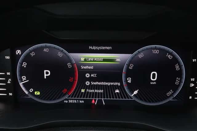 Škoda Karoq (2023) thumbnail 21