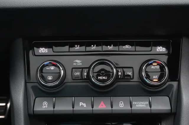 Škoda Karoq (2023) thumbnail 24