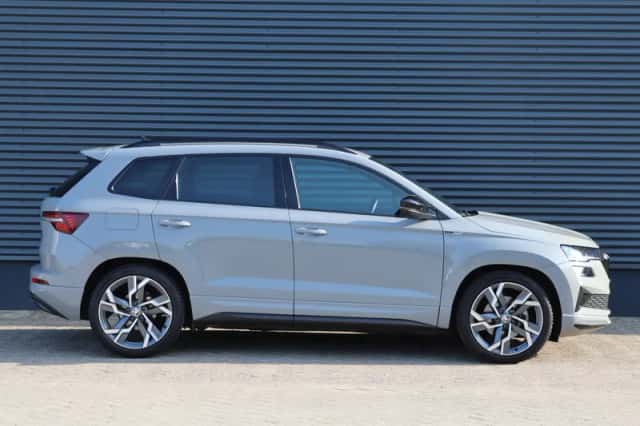 Škoda Karoq (2023) thumbnail 4