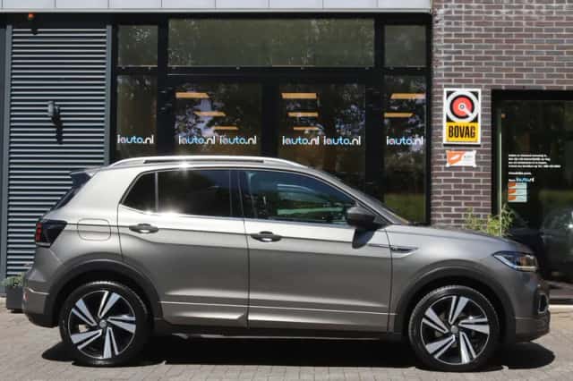 Volkswagen T-Cross (2019) thumbnail 4
