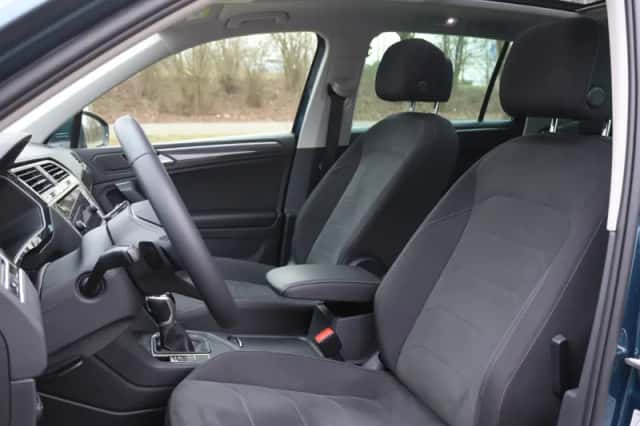 Volkswagen Tiguan (2021) thumbnail 11