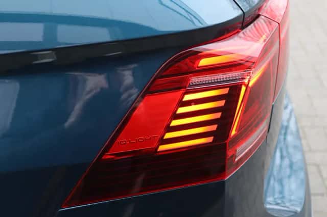 Volkswagen Tiguan (2021) thumbnail 35