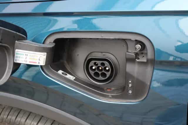 Volkswagen Tiguan (2021) thumbnail 37