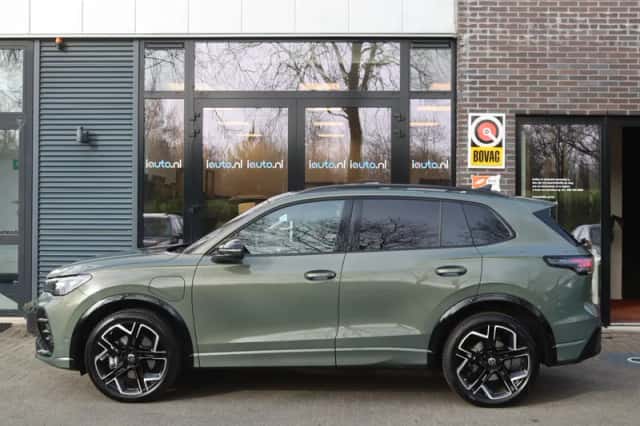 Volkswagen Tiguan (2025) thumbnail 3